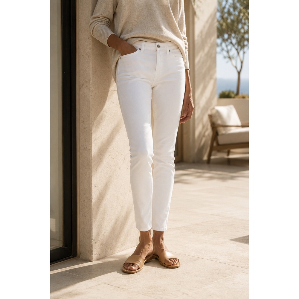 NWT Vince Five Pocket Skinny White Mid Rise Ankle‎ Jeans Size 29 Stretch